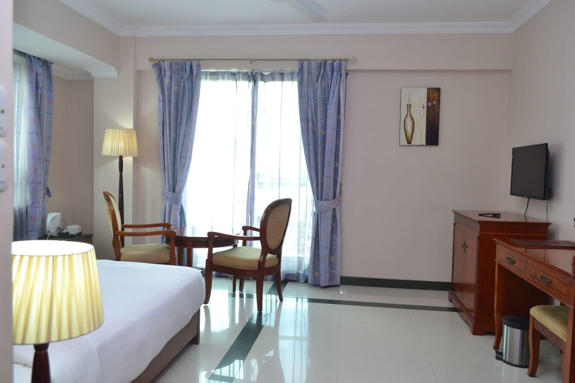 Hotel Nikko Towers Дар ес Саалам Екстериор снимка